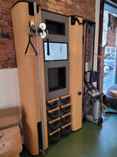 Kép betöltése a galériamegjelenítőbe: NOHRD Wall Compact Kőrisfa