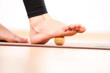 Kép betöltése a galériamegjelenítőbe: Masszázs golyó szett | rollholz