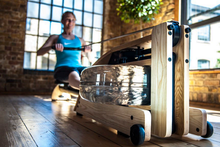 Kép betöltése a galériamegjelenítőbe: WaterRower A1 evezőpad
