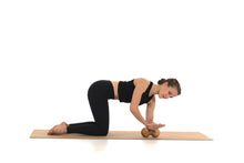 Kép betöltése a galériamegjelenítőbe: Dupla masszázs golyó - 10 cm | rollholz