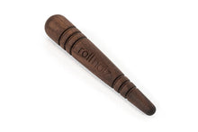 Kép betöltése a galériamegjelenítőbe: Masszázs pálca - diófa | rollholz