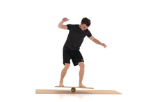 Lade das Bild in den Galerie-Viewer, Balance Board Set - Eschenholz | rollendes Holz