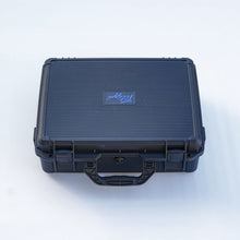 Kép betöltése a galériamegjelenítőbe: Filippi Essentials készlet – Szerszámok + Alkatrészek
