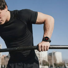 Kép betöltése a galériamegjelenítőbe: POLAR Street X - Városi sportóra
